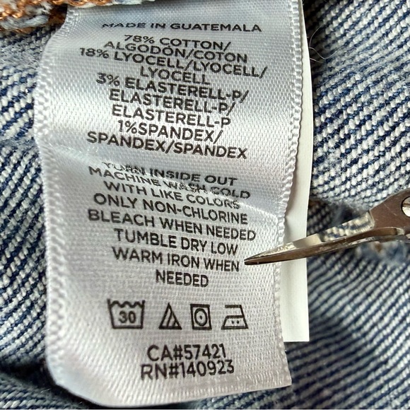 Ann Taylor Loft The Slim Blue Jeans Front Seams Down Legs EUC 8 - Picture 7 of 10